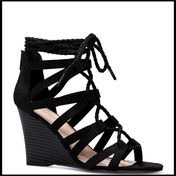 Heels - Picture 1 of 4